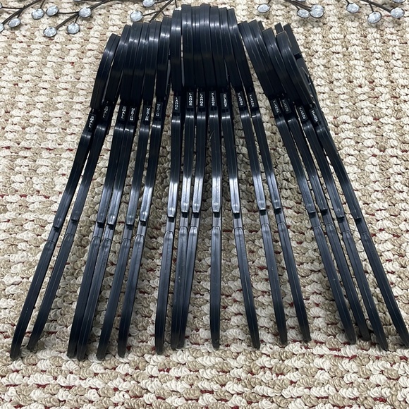 🏇WRANGLER Vintage Shirt Hangers Heavy Duty Plastic Full Size Run 17-pc Set - Picture 5 of 6